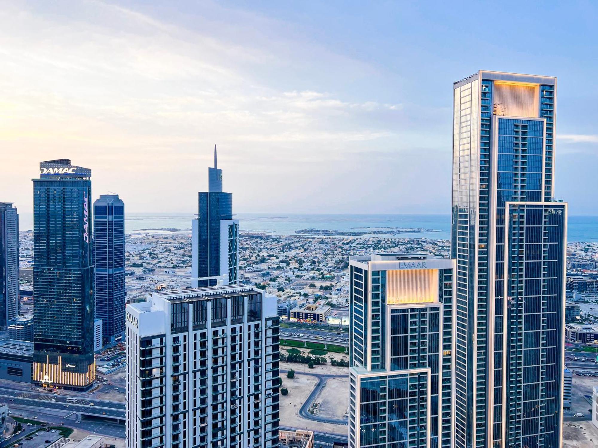 Downtown Luxury - Stunning Burj Khalifa & Sea View - 5 Minutes Walk To Dubai Mall Extérieur photo