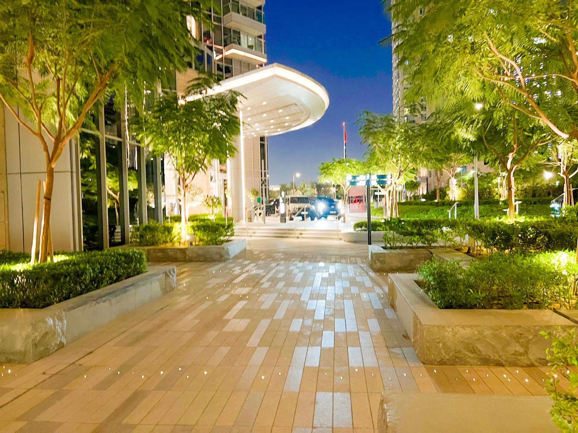 Downtown Luxury - Stunning Burj Khalifa & Sea View - 5 Minutes Walk To Dubai Mall Extérieur photo