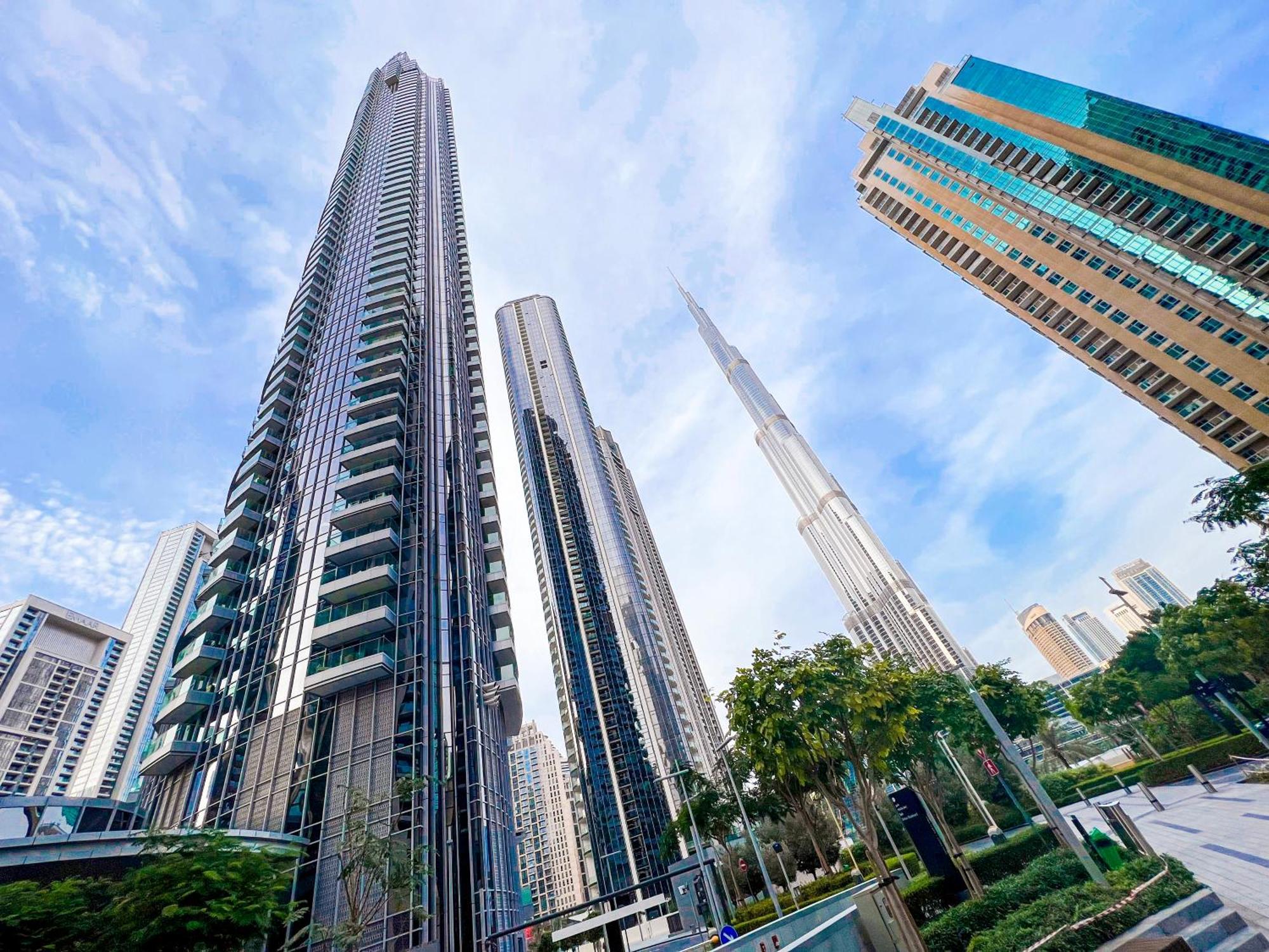 Downtown Luxury - Stunning Burj Khalifa & Sea View - 5 Minutes Walk To Dubai Mall Extérieur photo