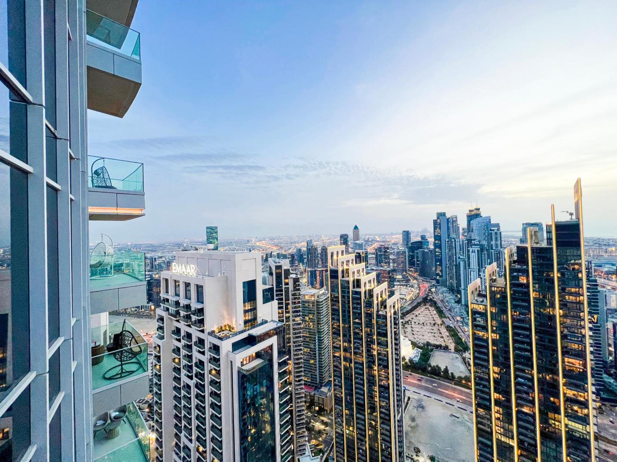 Downtown Luxury - Stunning Burj Khalifa & Sea View - 5 Minutes Walk To Dubai Mall Extérieur photo