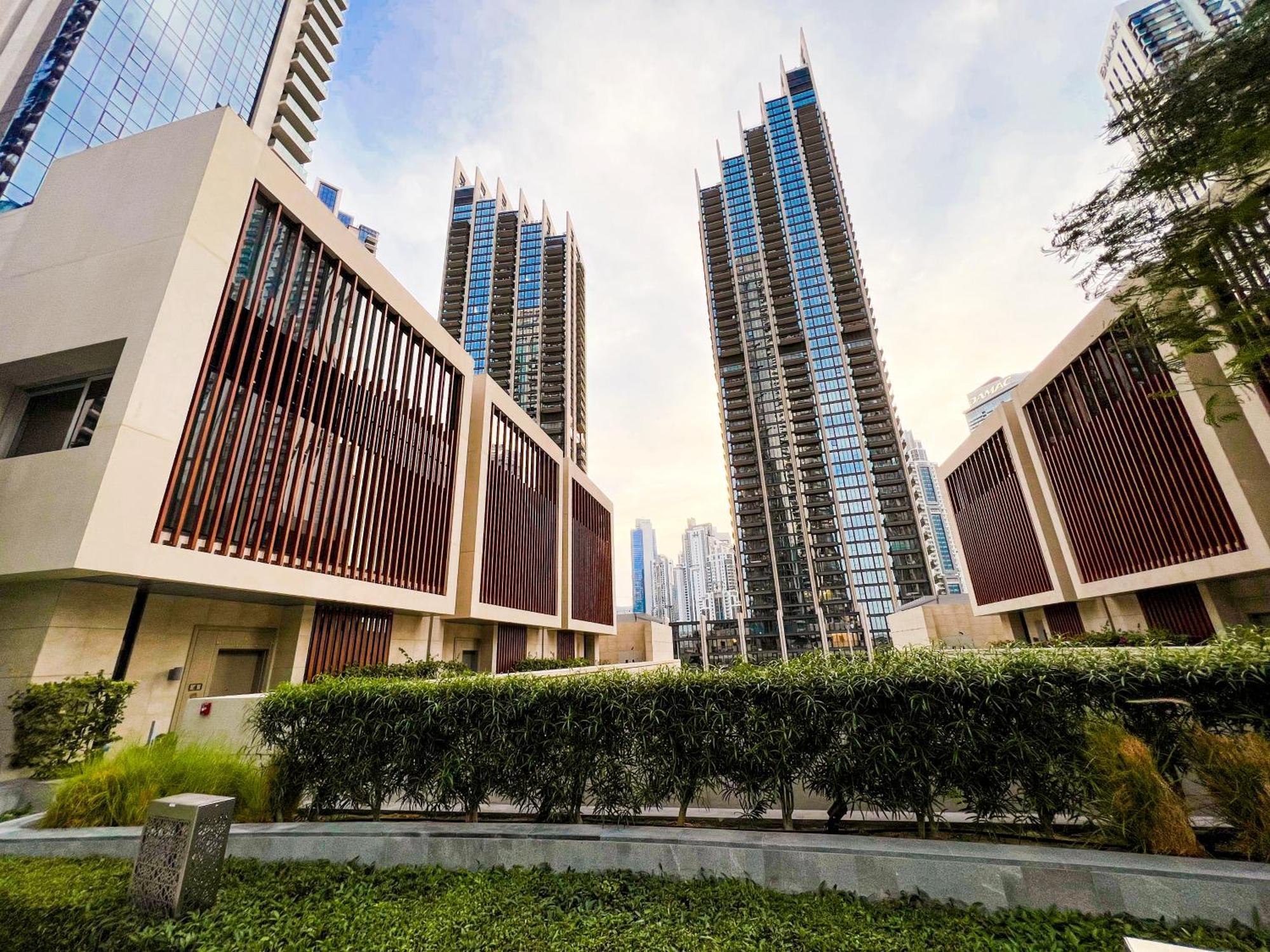 Downtown Luxury - Stunning Burj Khalifa & Sea View - 5 Minutes Walk To Dubai Mall Extérieur photo
