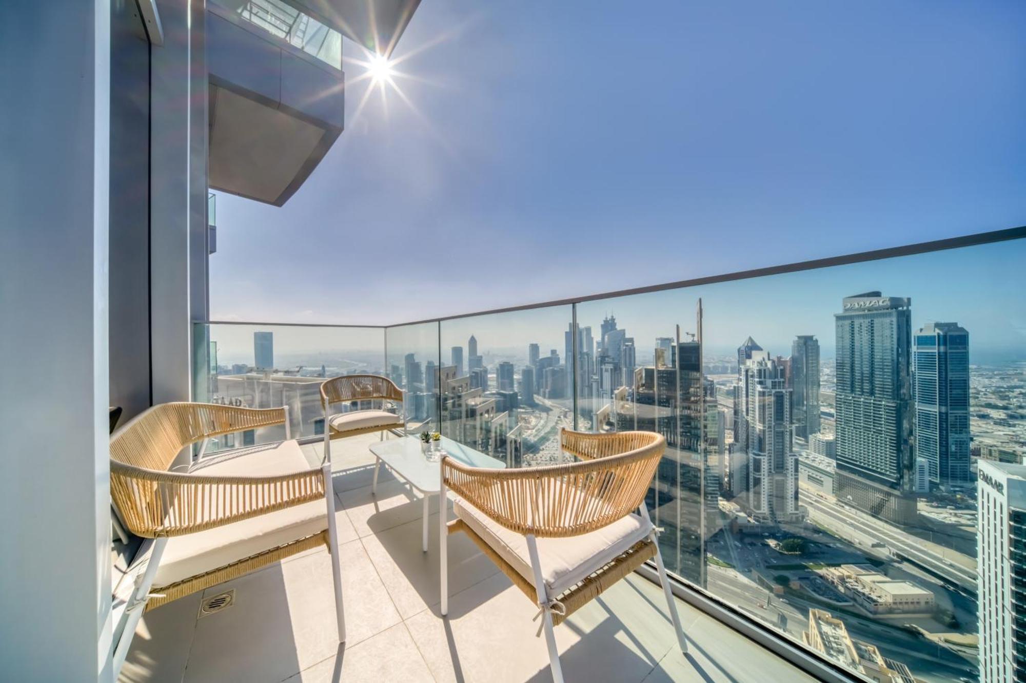 Downtown Luxury - Stunning Burj Khalifa & Sea View - 5 Minutes Walk To Dubai Mall Extérieur photo
