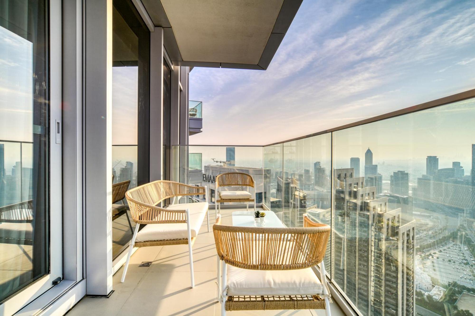 Downtown Luxury - Stunning Burj Khalifa & Sea View - 5 Minutes Walk To Dubai Mall Extérieur photo