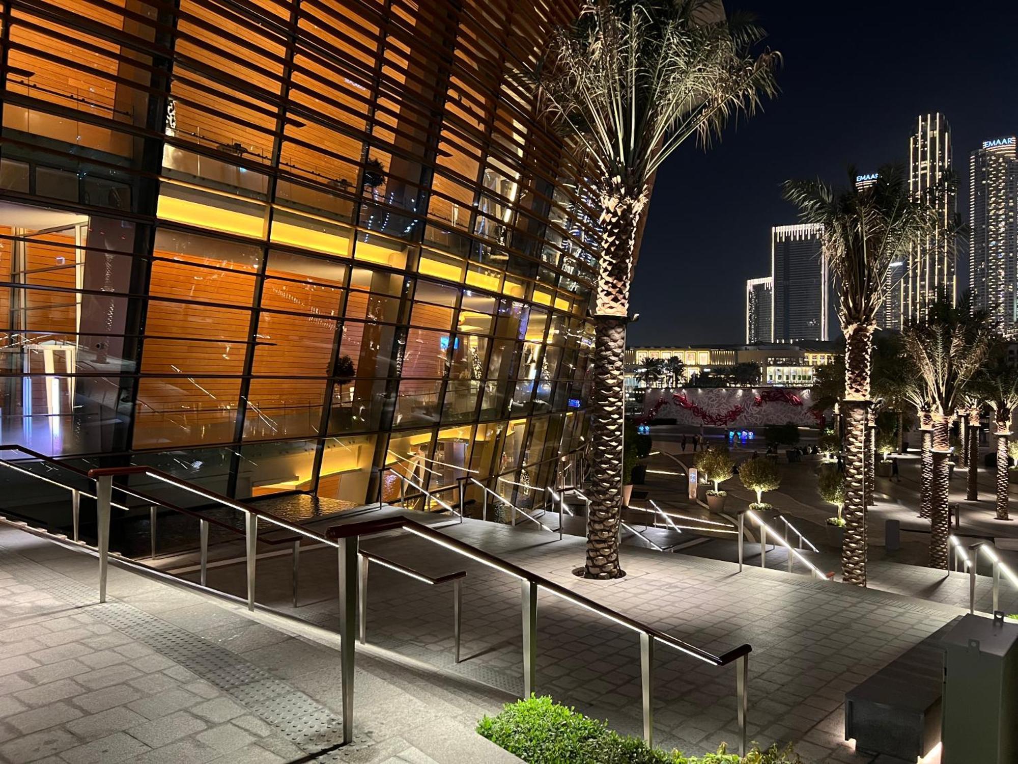 Downtown Luxury - Stunning Burj Khalifa & Sea View - 5 Minutes Walk To Dubai Mall Extérieur photo